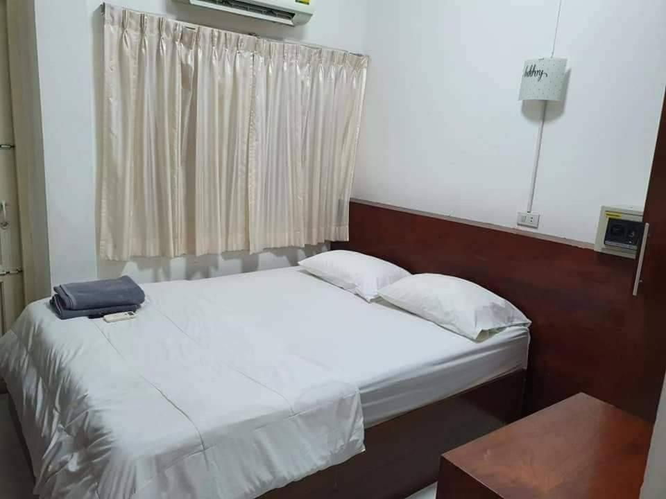 Big Moose Pattaya Otel Dış mekan fotoğraf